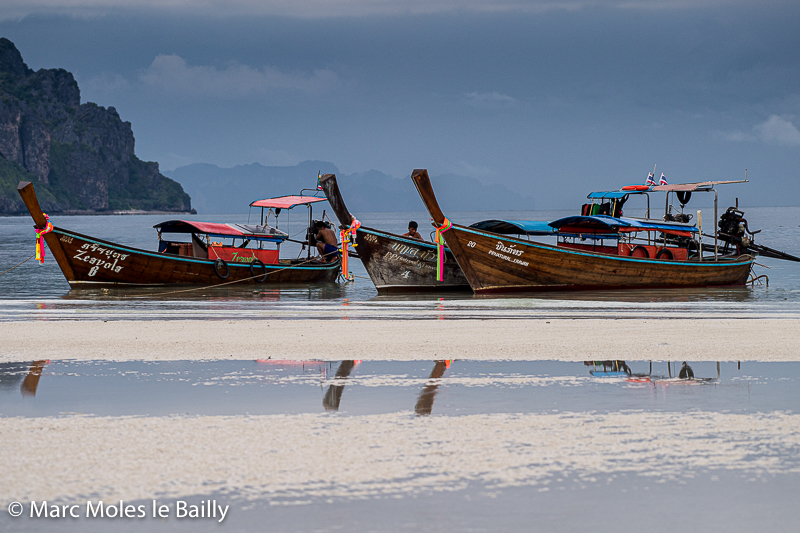 Photography by Marc Moles le Bailly - Asia - Long Tail In The Mirror